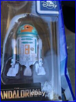 2021 Disney Parks Star Wars Mandalorian Droid Factory Depot Figure Set Astromech