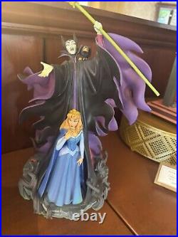 2024 Disney Parks Sleeping Beauty Maleficent Light-Up Statue Figurine Figure NTW