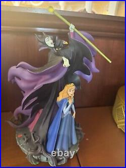 2024 Disney Parks Sleeping Beauty Maleficent Light-Up Statue Figurine Figure NTW