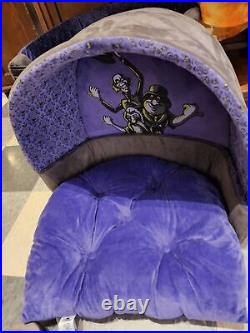 Disney Parks 2022 Haunted Mansion Doom Buggy Hitchiking Ghosts Pet Dog Cat Bed