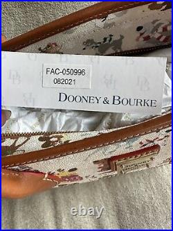 Disney Parks Dooney & Bourke Santa Tails Tote Bag NWT Santa Stitch