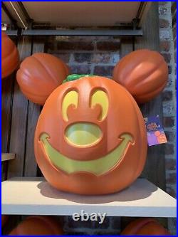Disney Parks Halloween 2022 Mickey Mouse Light-Up Jack-o'-Lantern Pumpkin
