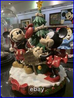 Disney Parks Mickey & Minnie Christmas Mickey's Tree Farm Statue Big Fig Figure