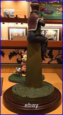 Disneyland Park Haunted Mansion Stretching Room Woman on Grave Stone Figure New
