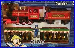 Disneyland Resort Mickey & Friends Disney Railroad Train Set Brand New