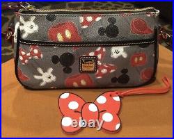 NWT Disney Parks Dooney & Bourke MICKEY & MINNIE Mania Pieces Crossbody Purse