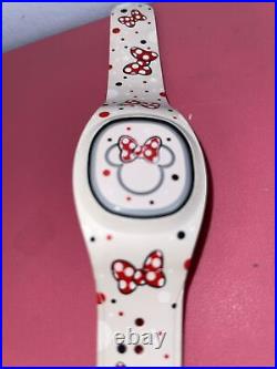 Rare! Disney Parks Minnie Red Bow Icon Polka Dot White Magic Band Plus No Box